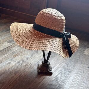 Womens Wide Brim Straw Sun Hat with Black Ribbon🎉 final price drop🎉